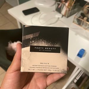Fenty Beauty Setting Powder